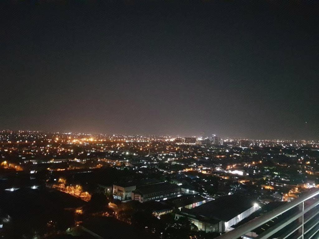 My Tower Hotel Surabaya Buitenkant foto