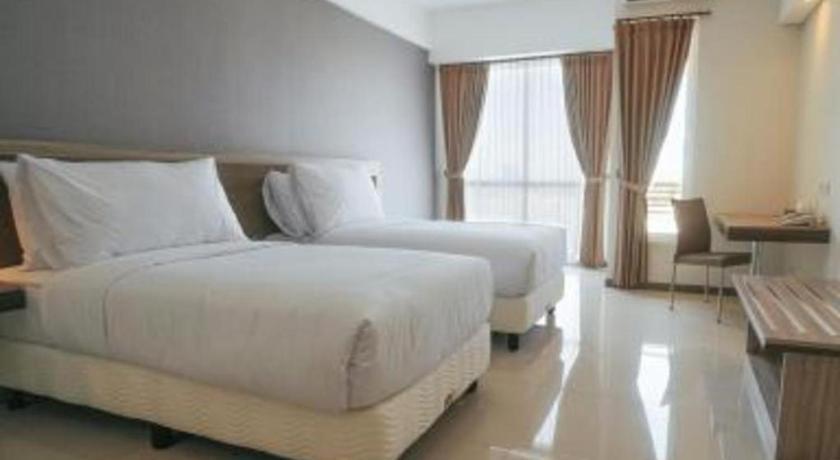 My Tower Hotel Surabaya Buitenkant foto